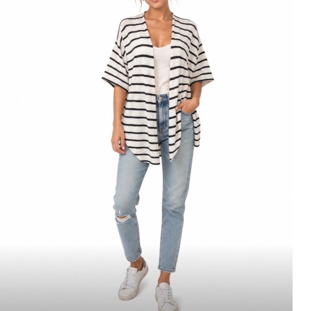 Lovely J Striped Cardigan Womens Small White Black Open Front Knit Kimono